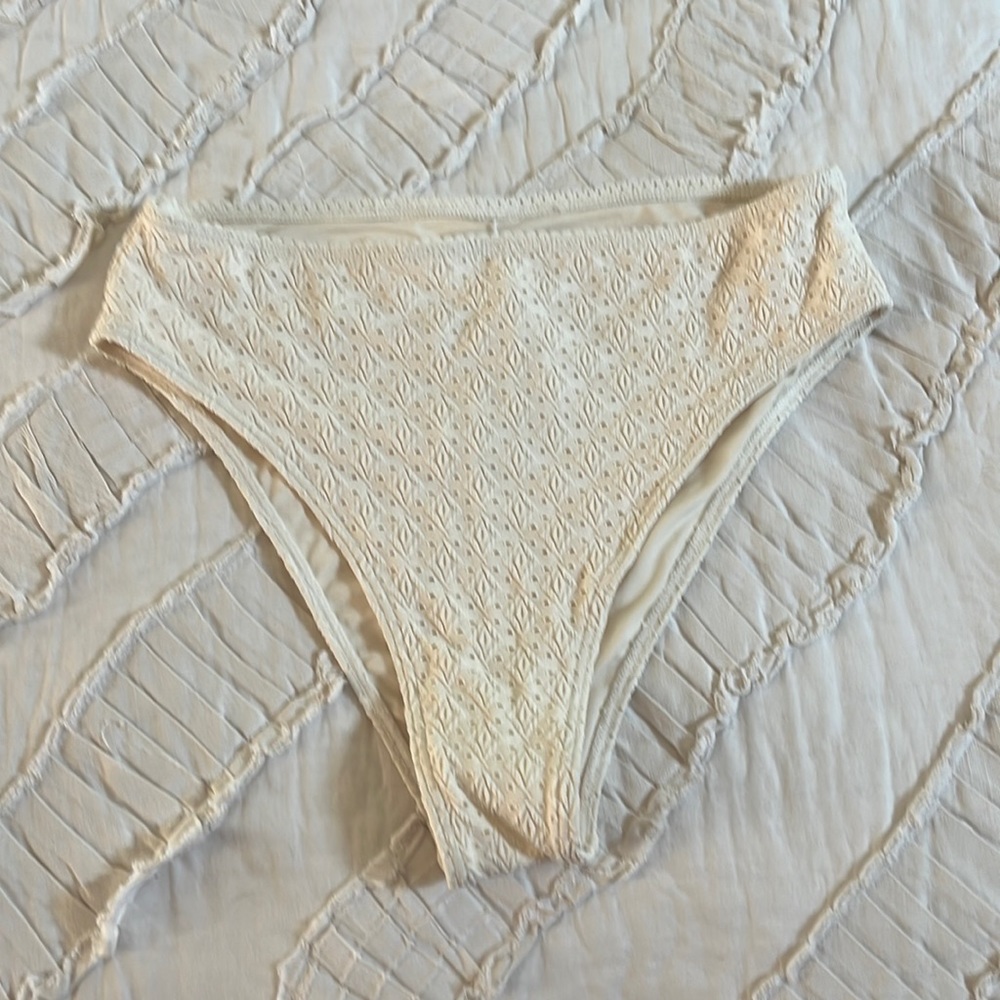 NWT Billabong Salty Blonde Maui Rider Bottoms L